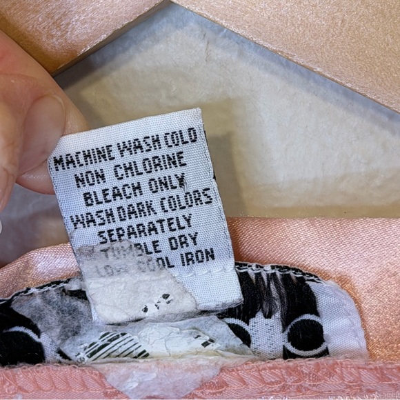 Chandio NY | VTG Blush Pink Jacquard Floral Belted Lingerie Maxi Satin Robe - Picture 15 of 16